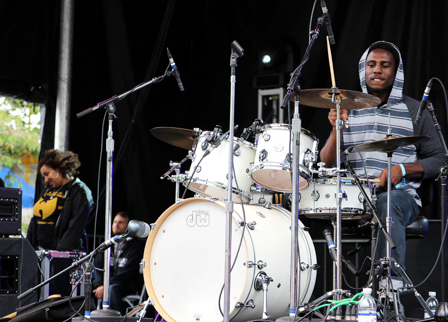 Sam Lachow, Bumbershoot, Seattle Center, photo by Christina Bay