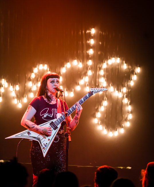 Nai Palm, Revolution Hall, She Shreds Magazine, photo by Miguel Padilla