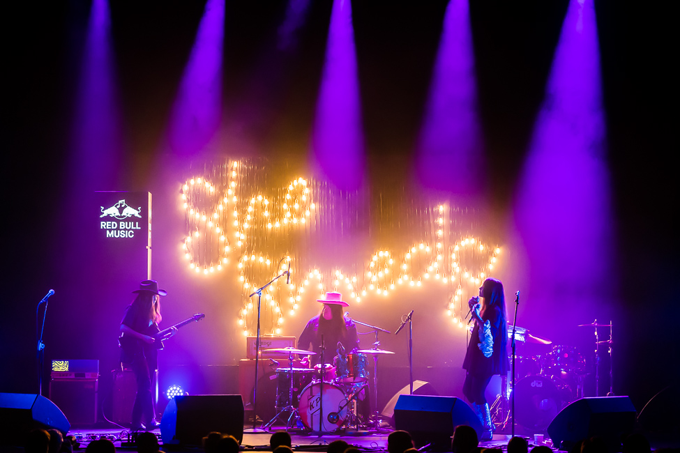 Sávila, Revolution Hall, She Shreds Magazine, photo by Miguel Padilla