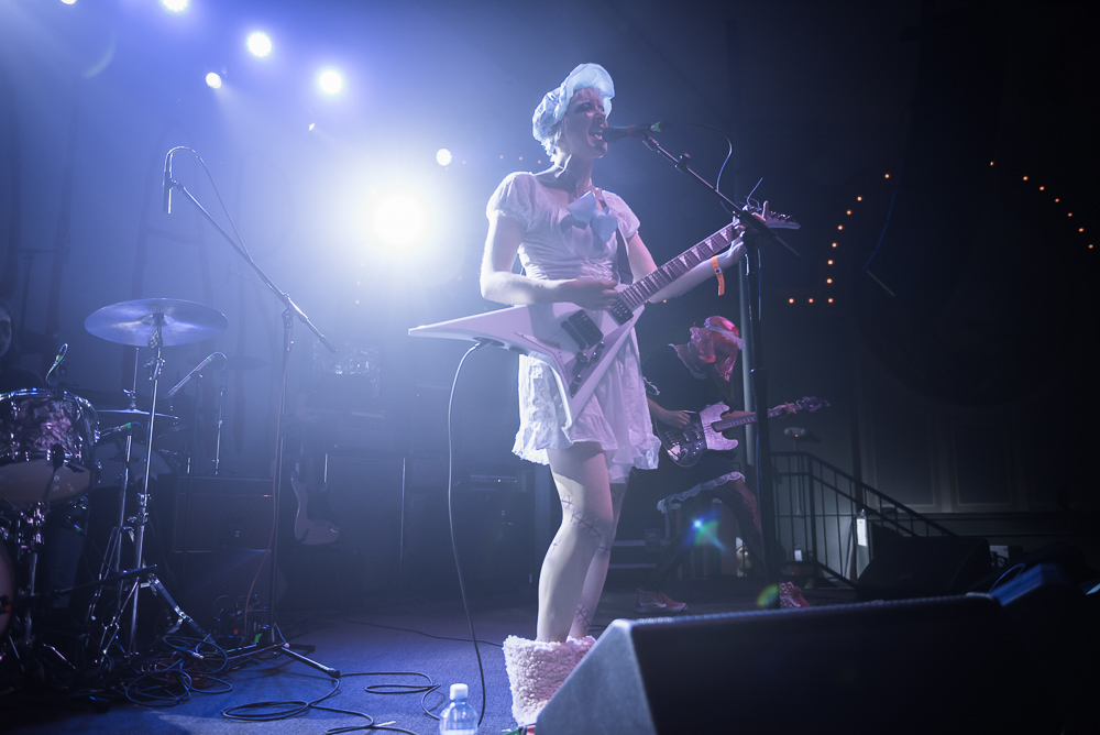 Dilly Dally, Crystal Ballroom, photo by Jeff Ryan