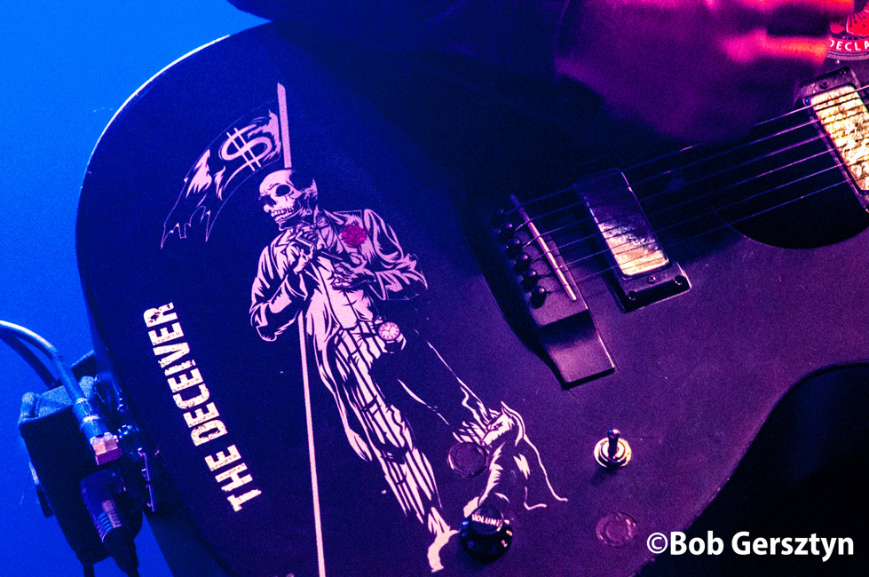 The Alarm, Aladdin Theater, photo by Bob Gersztyn