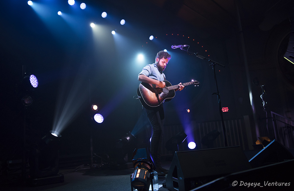 Passenger, Crystal Ballroom, photo by Ashley Strom