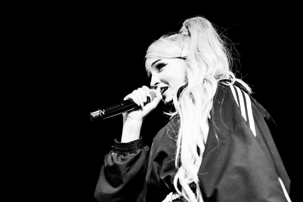 Kim Petras, Roseland Theater, photo by Sydnie Kobza