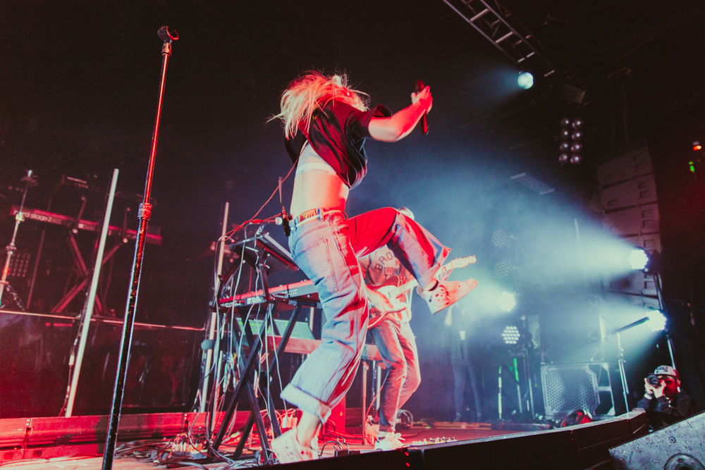 Carlie Hanson, Roseland Theater, photo by Sydnie Kobza