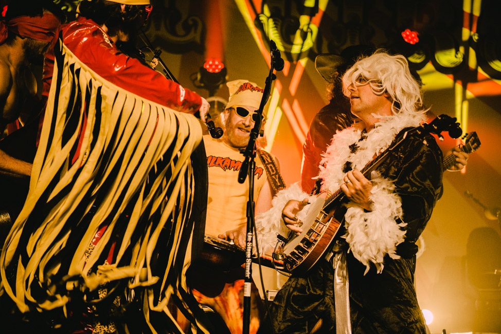 The Lil' Smokies, Roseland Theater, photo by Ignacio Quintana