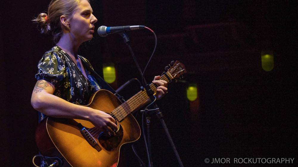 Dori Freeman, Winningstad Theatre, Portland'5 Centers for the Arts, photo by Jessica Rentola Ramberg