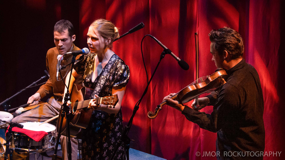 Dori Freeman, Winningstad Theatre, Portland'5 Centers for the Arts, photo by Jessica Rentola Ramberg