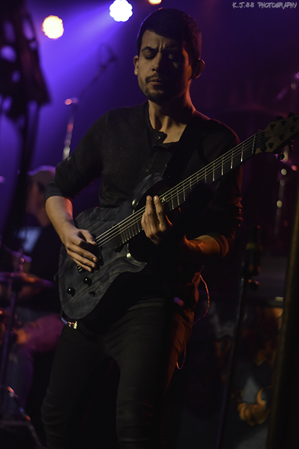 Kingdom of Giants, Hawthorne Theatre, photo by Kevin Pettigrew