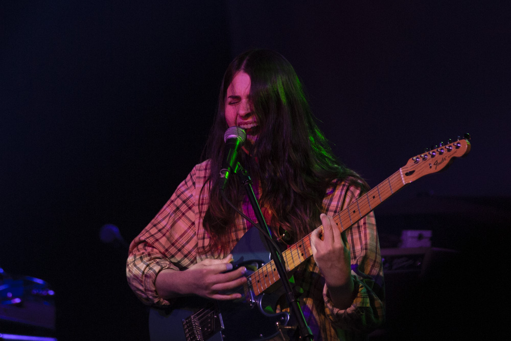 Queen of Jeans, Roseland Theater, photo by Dune Stewart