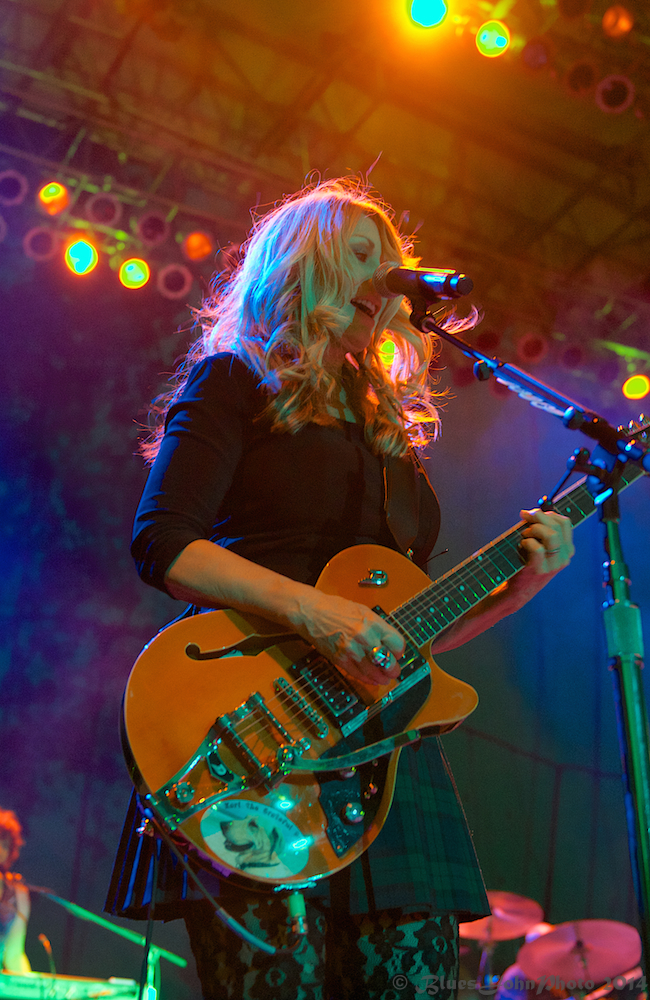 Heart, Edgefield Amphitheater, photo by John Alcala