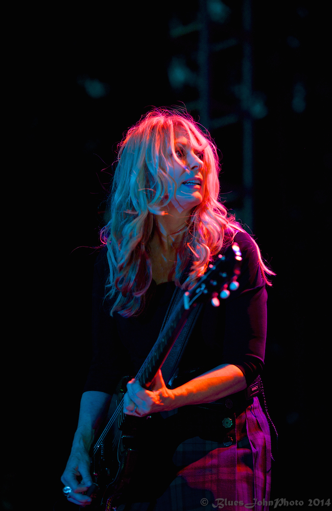 Heart, Edgefield Amphitheater, photo by John Alcala