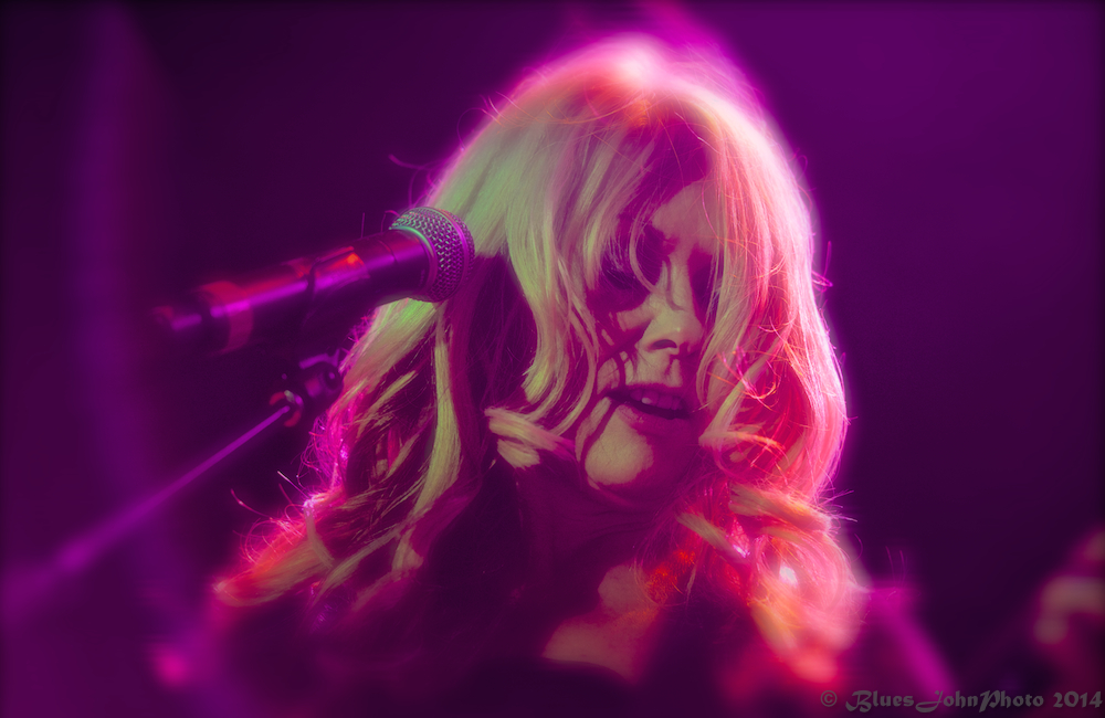 Heart, Edgefield Amphitheater, photo by John Alcala