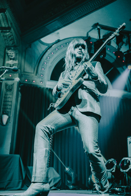 Khruangbin, Crystal Ballroom, photo by Ignacio Quintana