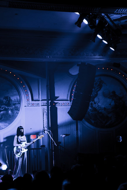 Khruangbin, Crystal Ballroom, photo by Ignacio Quintana