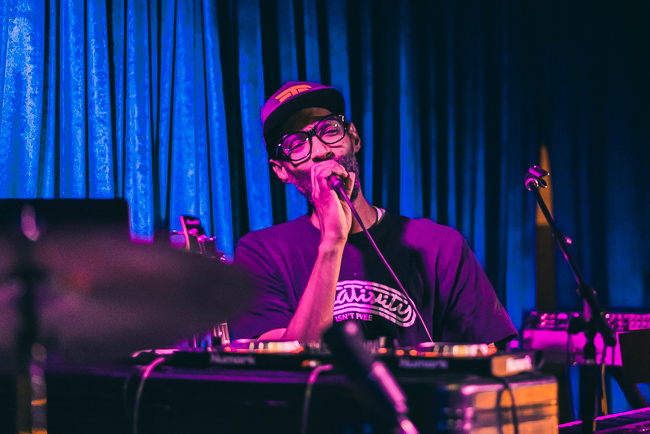 Tony Ozier, Jack London Revue, photo by Andrew Wallner