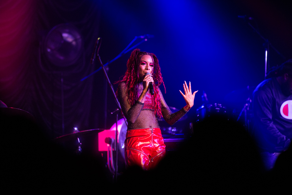 Ravyn Lenae, Roseland Theater, photo by Jensen Ocampo