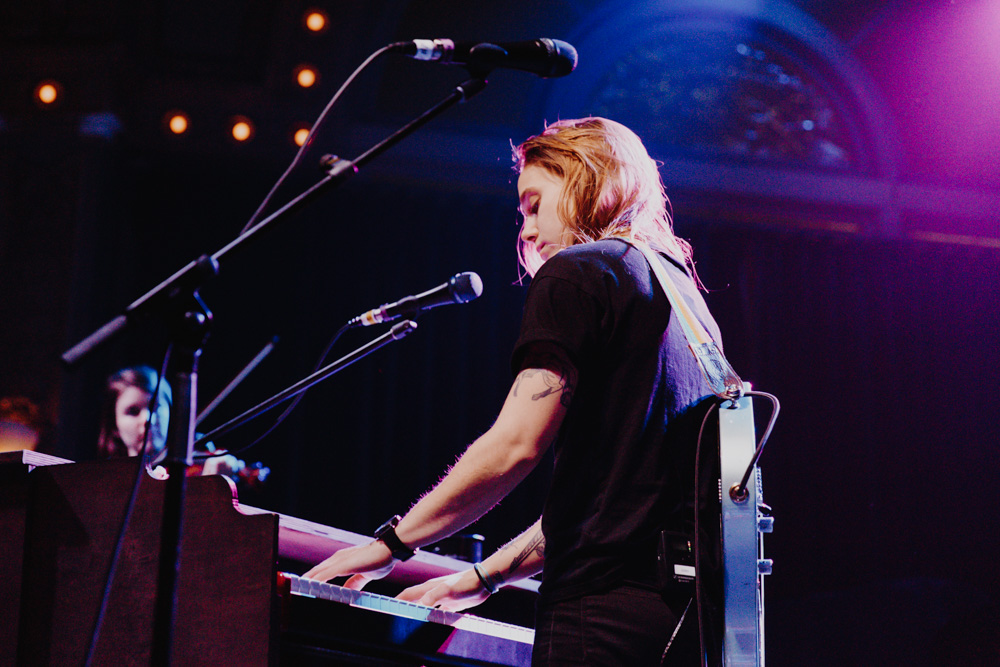 Julien Baker, Crystal Ballroom, photo by Sydnie Kobza