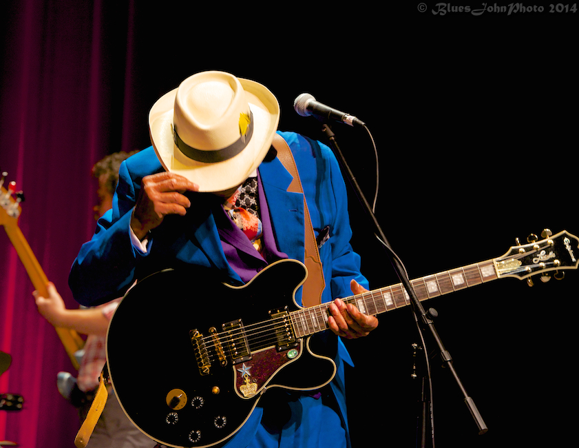 Little Freddie King, Alberta Rose Theatre, photo by John Alcala