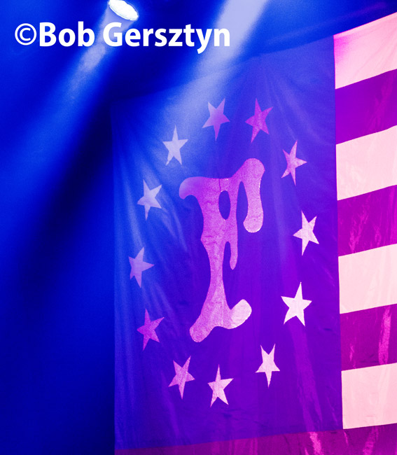 Chris Robinson Brotherhood, Revolution Hall, photo by Bob Gersztyn