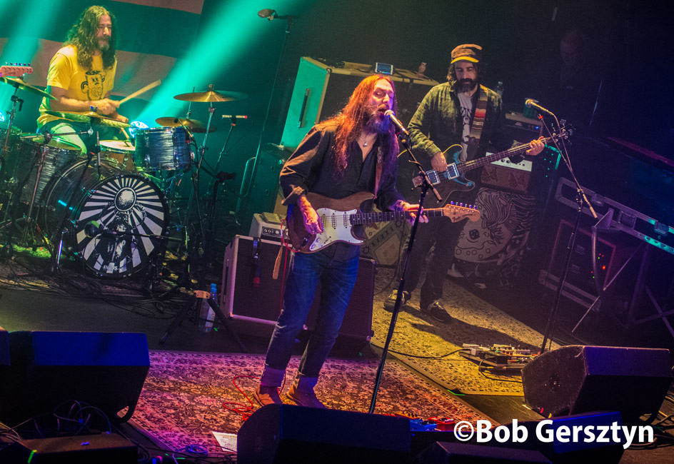 Chris Robinson Brotherhood, Revolution Hall, photo by Bob Gersztyn