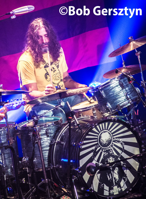 Chris Robinson Brotherhood, Revolution Hall, photo by Bob Gersztyn