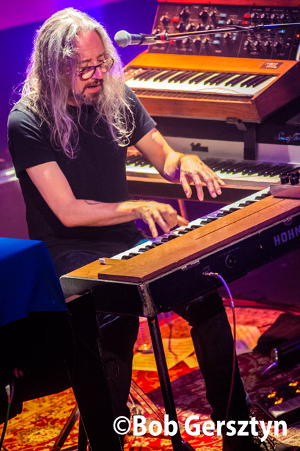 Chris Robinson Brotherhood, Revolution Hall, photo by Bob Gersztyn