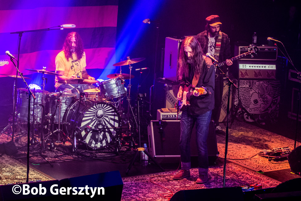 Chris Robinson Brotherhood, Revolution Hall, photo by Bob Gersztyn