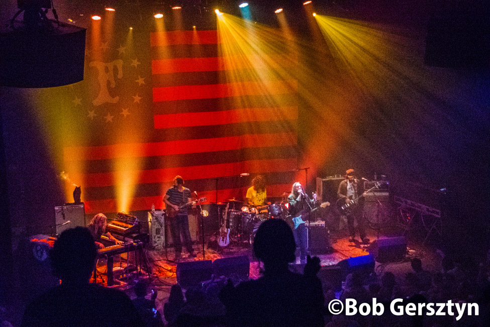 Chris Robinson Brotherhood, Revolution Hall, photo by Bob Gersztyn