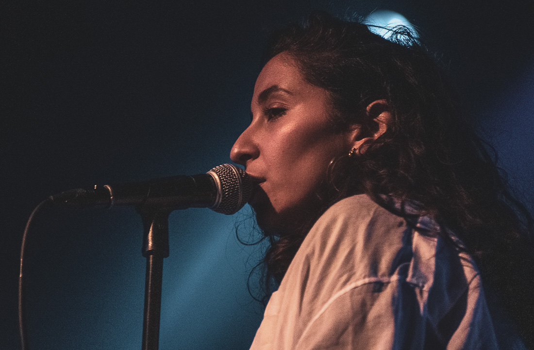 Wafia, Roseland Theater, photo by Henry Ward