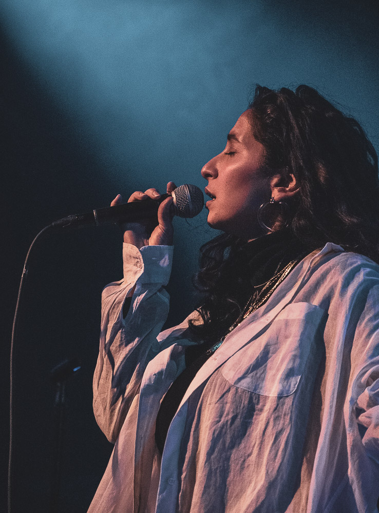 Wafia, Roseland Theater, photo by Henry Ward