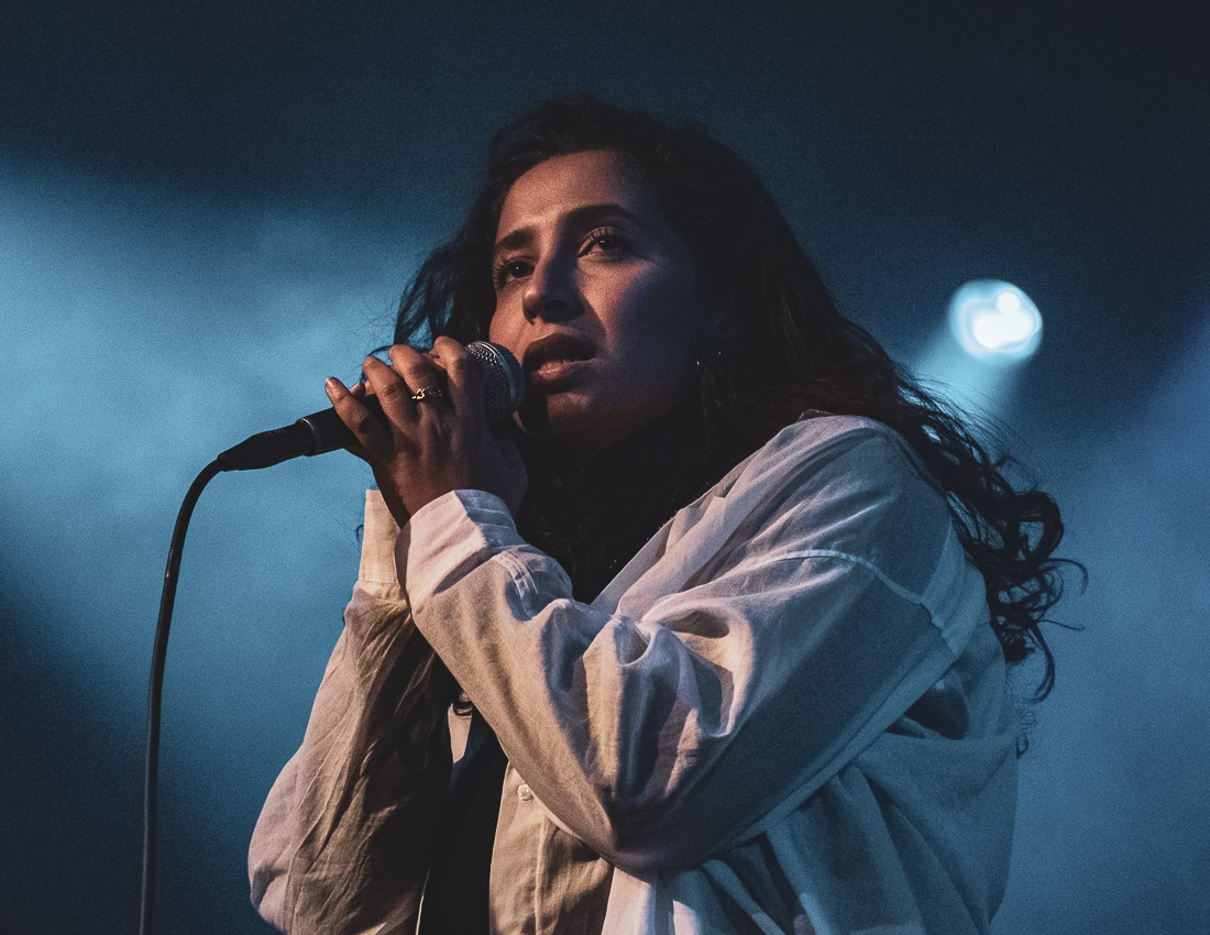 Wafia, Roseland Theater, photo by Henry Ward