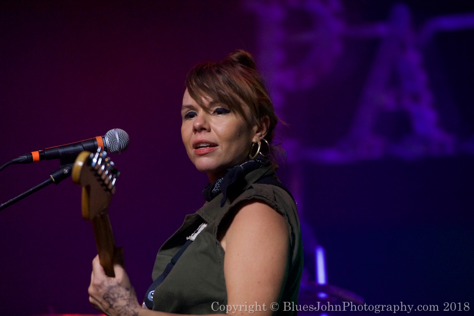 BONES UK, Bossanova Ballroom, photo by John Alcala