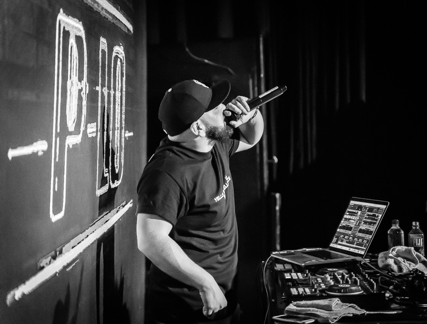 P-Lo, Paris Theatre [CLOSED], photo by Miguel Padilla