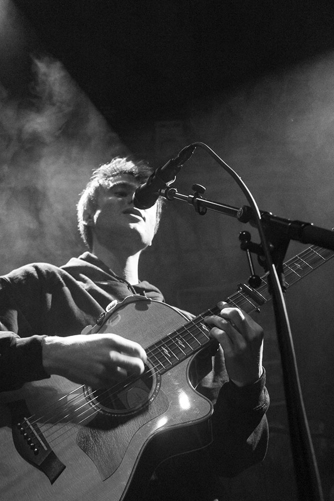Alec Benjamin, Holocene, photo by Emma Davis