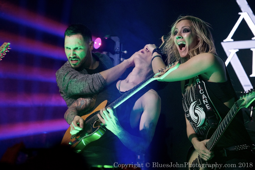 Nita Strauss, Angel Vivaldi, Jacky Vincent, Paris Theatre [CLOSED], photo by John Alcala