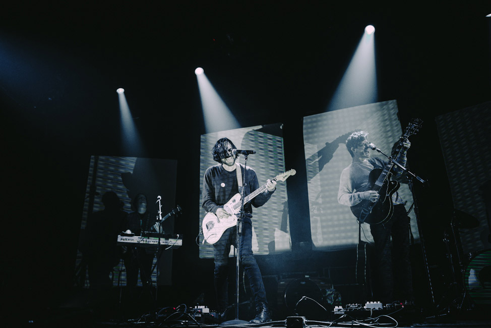 Shakey Graves, Roseland Theater, photo by Ignacio Quintana