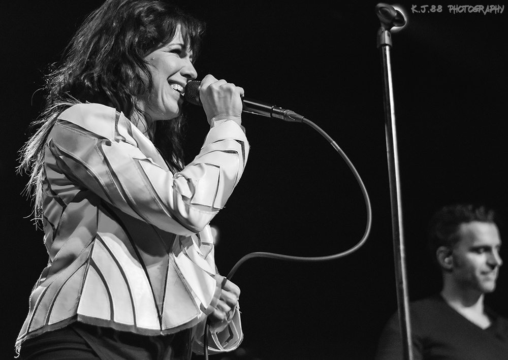 Dweezil Zappa, Roseland Theater, photo by Kevin Pettigrew