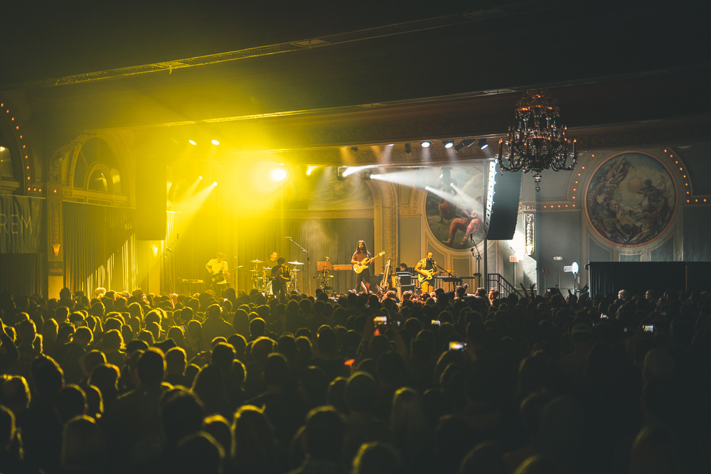 Young the Giant, Crystal Ballroom, 94.7 FM, photo by Andrew Wallner