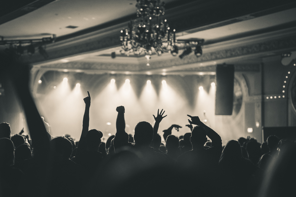 Young the Giant, Crystal Ballroom, 94.7 FM, photo by Andrew Wallner