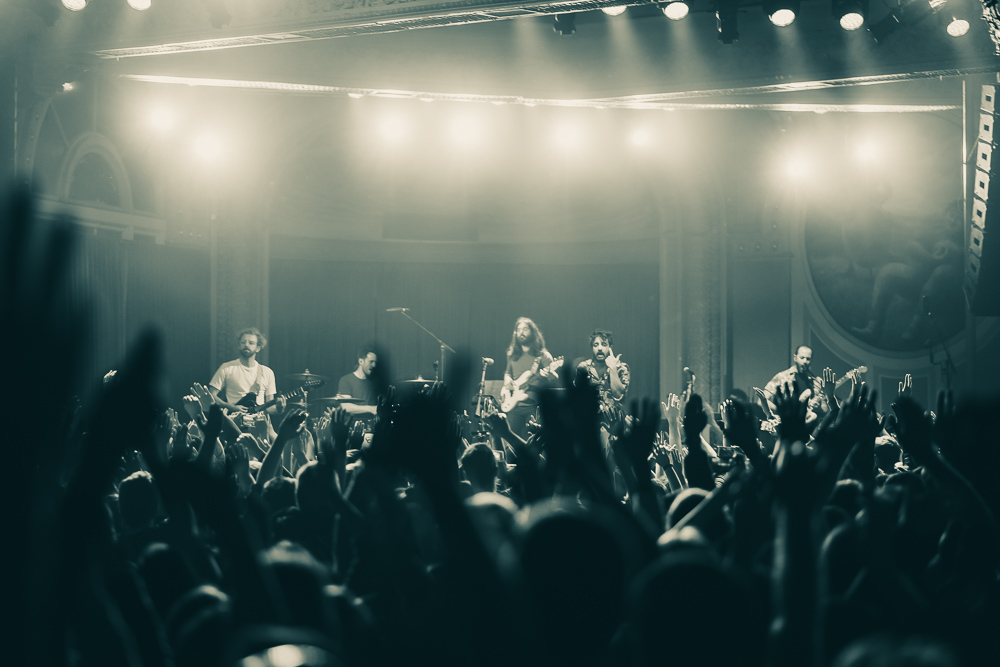 Young the Giant, Crystal Ballroom, 94.7 FM, photo by Andrew Wallner