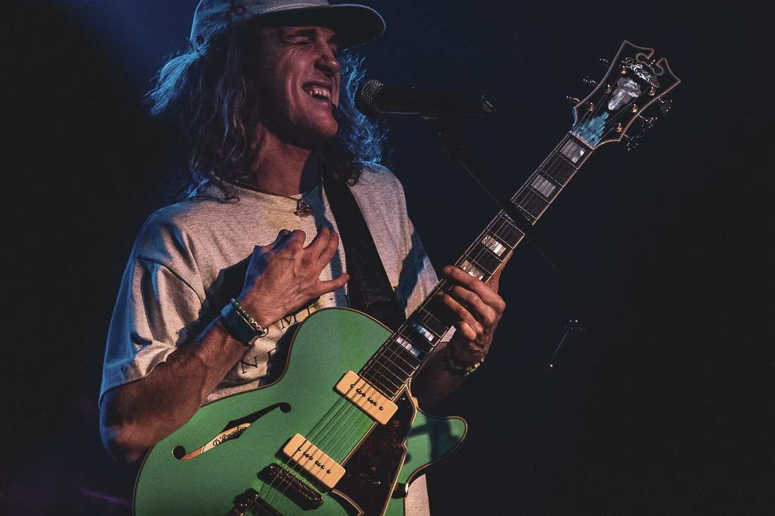 Felly, Hawthorne Theatre, photo by Henry Ward